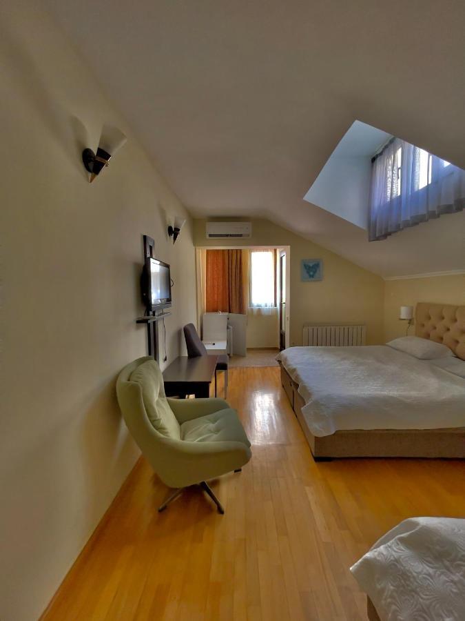 Luxors Garden Hotel Batumi Exterior foto