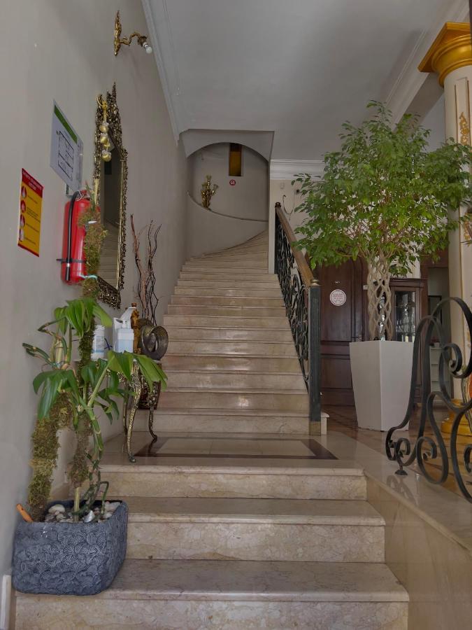 Luxors Garden Hotel Batumi Exterior foto